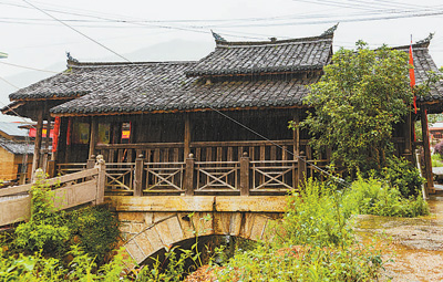 紅軍橋上的“等高線”