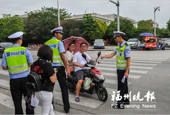 交警強化非機動車整治　大學生騎車違法將被告知學校