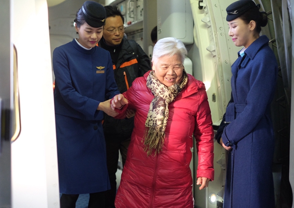 福州機(jī)場快捷柜臺可緊急值機(jī)