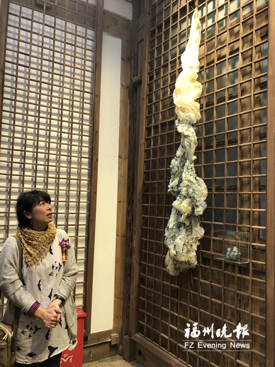 三坊七巷漆藝攝影展女人味十足　展覽將持續(xù)一周