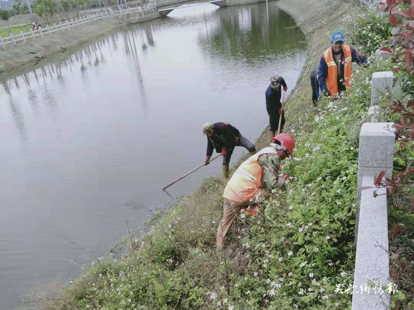 湖南鎮(zhèn)啟用“公司化”管理 助力“河（湖）長制”工作落地