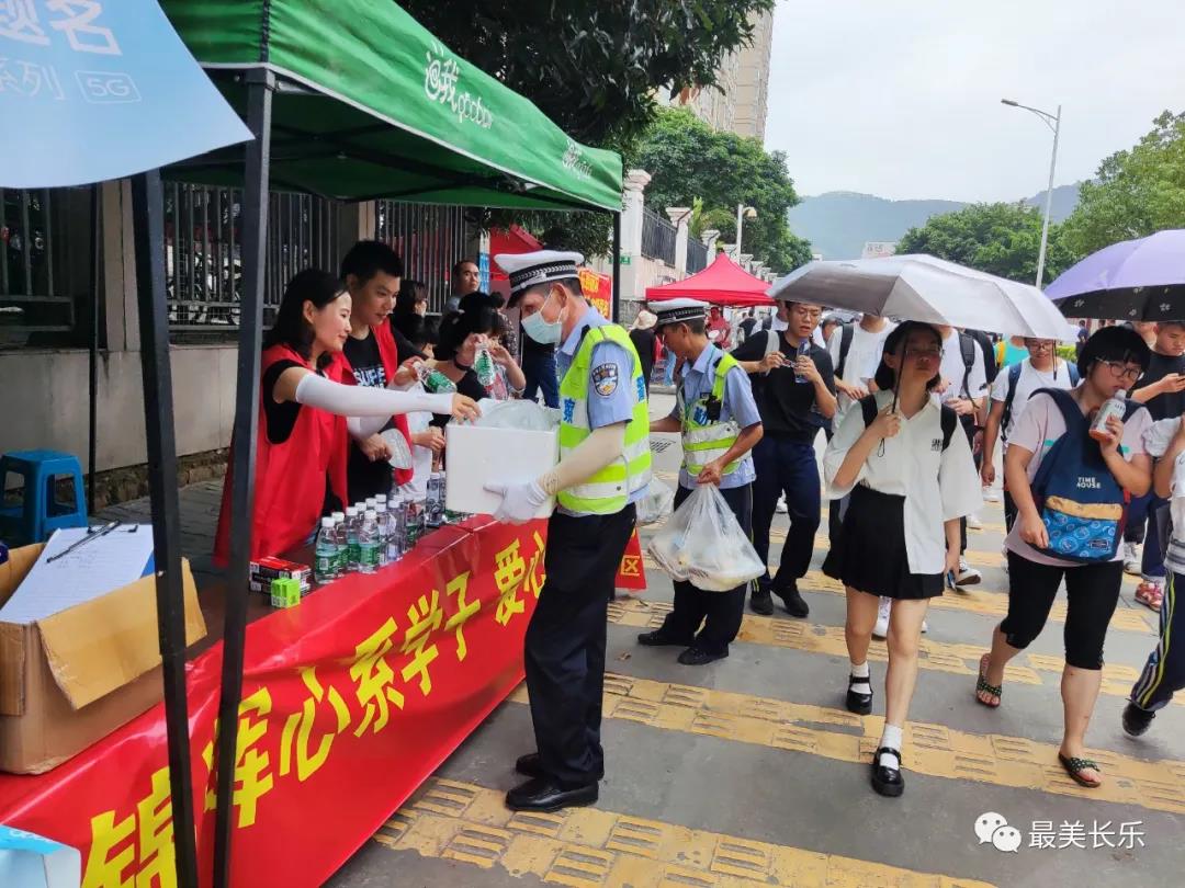 航城街道：學(xué)黨史辦實事　居民安心更暖心