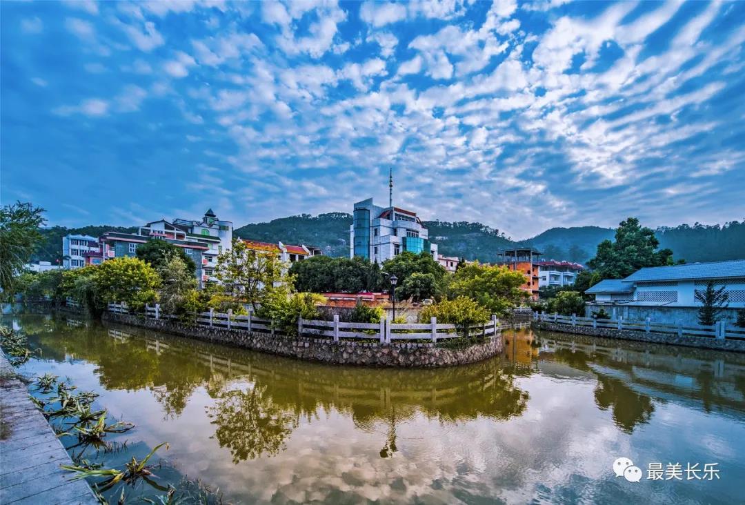 一處河流一處景 碧水清風(fēng)滿眼新 ——我區(qū)全面鋪開示范河道建設(shè)工作并取得良好成效