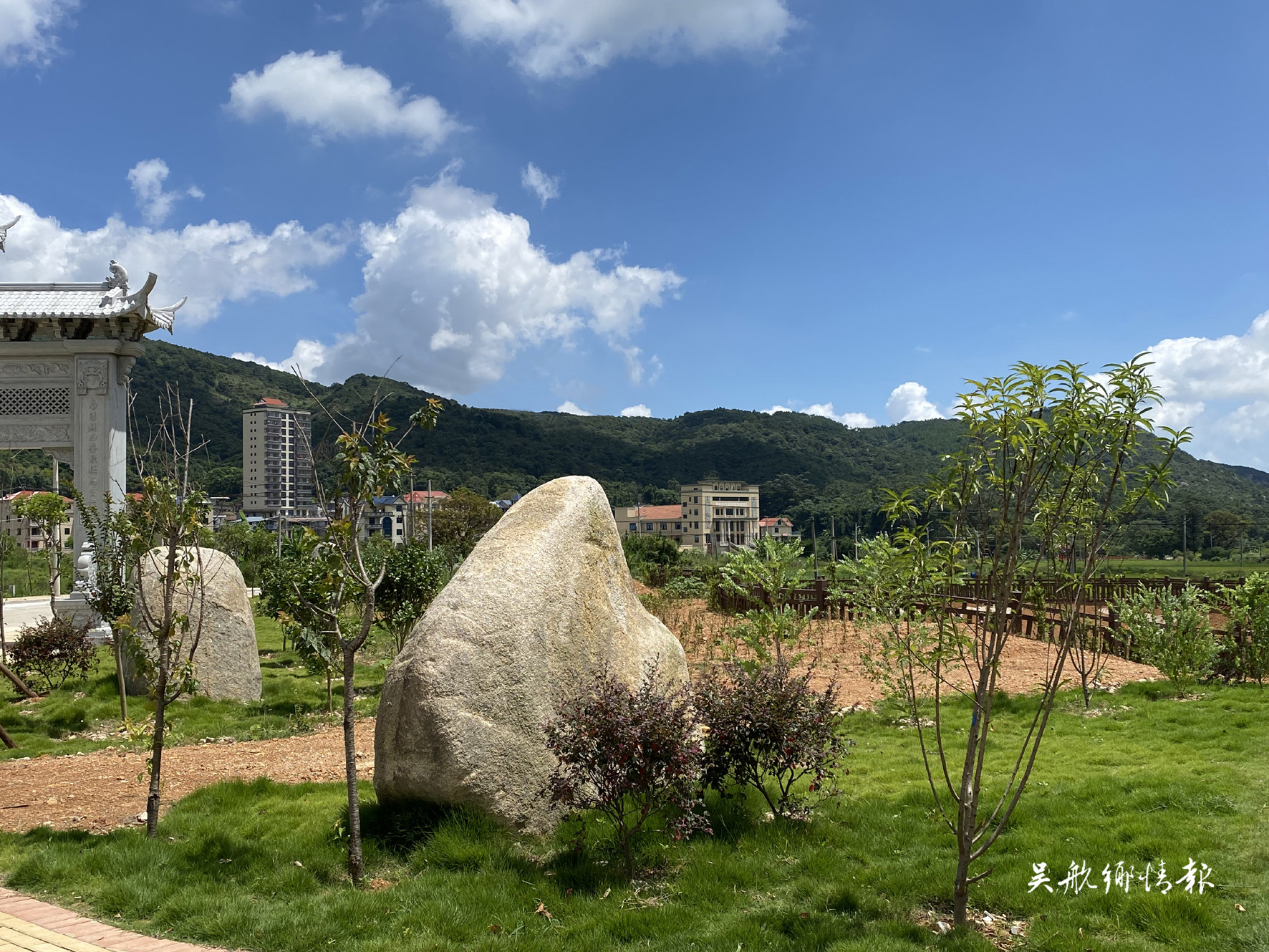 百畝百香果香飄溪湄 特色產(chǎn)業(yè)助力鄉(xiāng)村振興