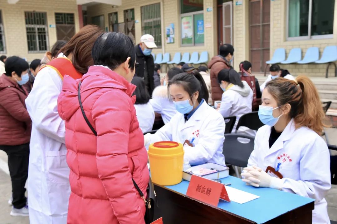 長樂首家,，今日正式揭牌！