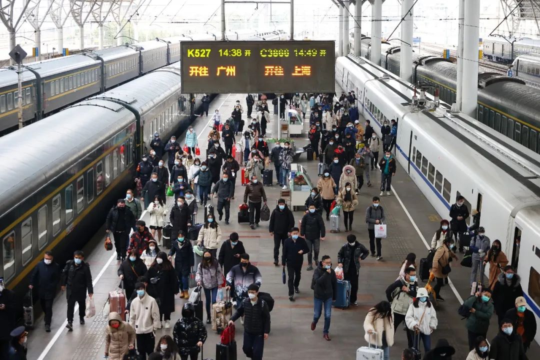 春運火車票今起開售,！學生優(yōu)惠購票等有新規(guī)→