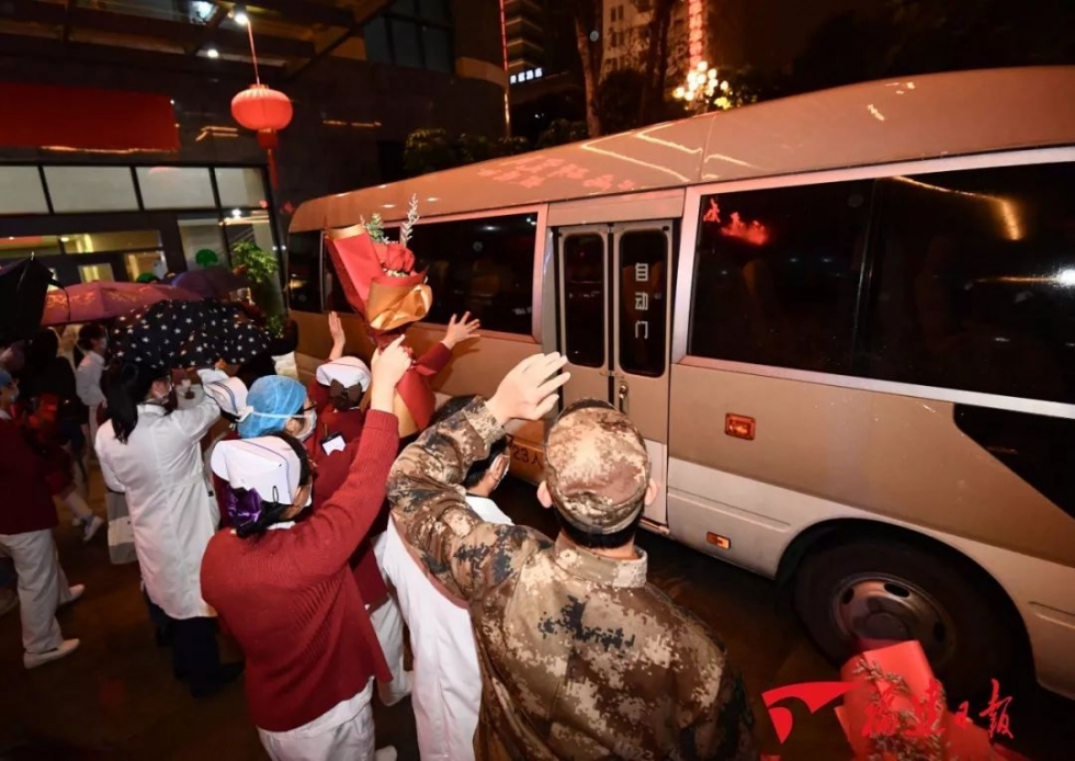 雨夜集結(jié)出發(fā)！福建省立醫(yī)院國(guó)家緊急醫(yī)學(xué)救援隊(duì)（福建）馳援武漢