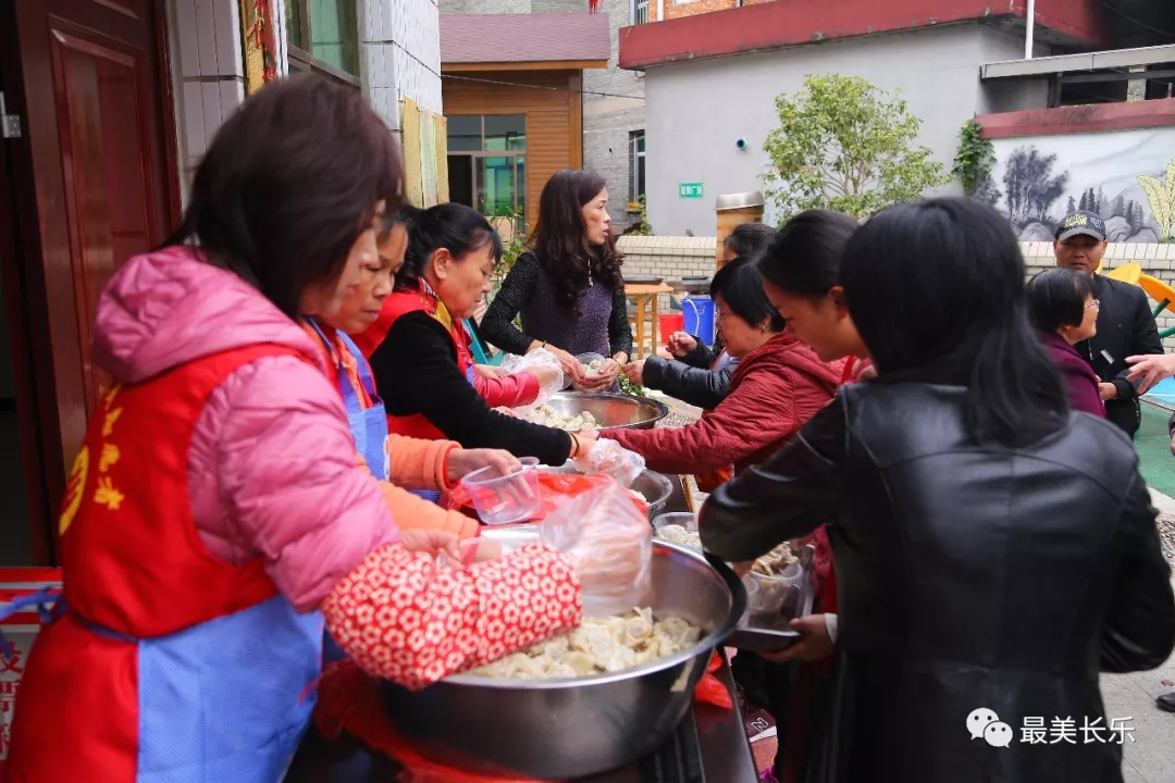 搓著湯圓長知識，這樣過節(jié)有意思......