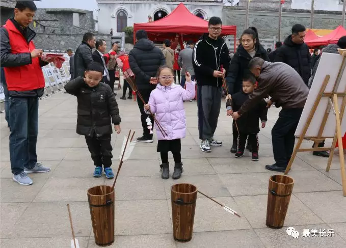 【紅紅火火過大年】今天你來打卡了嗎？這場年味市集好吃又好玩,！