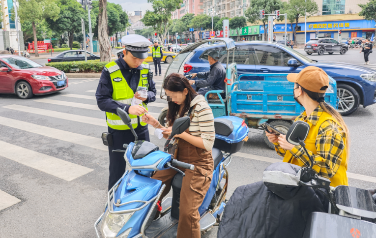 長樂交警：嚴(yán)查這類違法行為