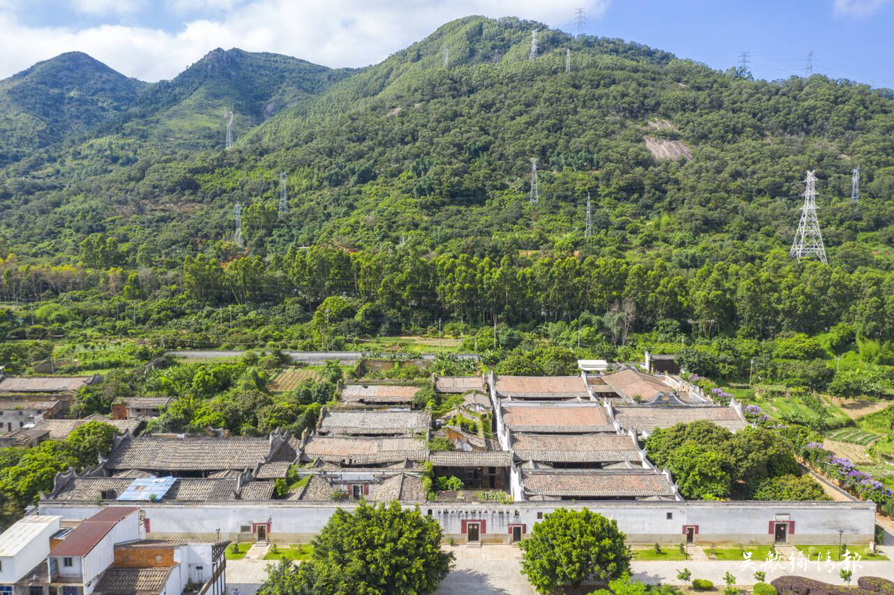 鶴上九頭馬周邊文物古跡初探