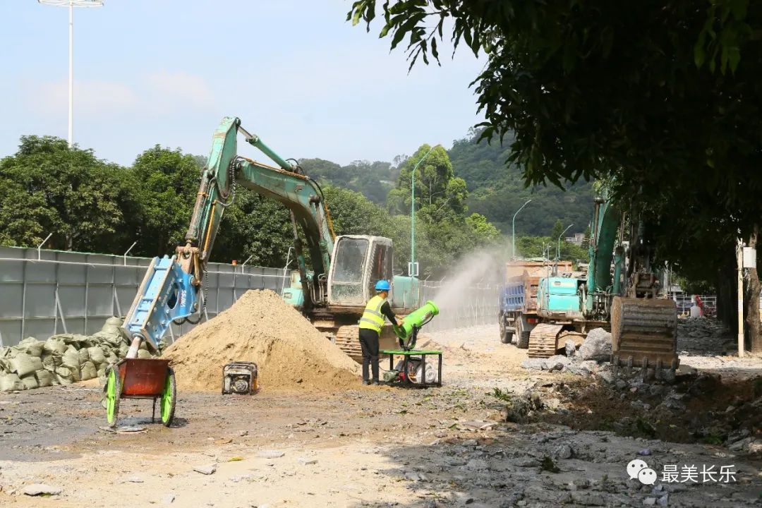 鄭和中路道路改造工程已動建，計劃十月上旬完工