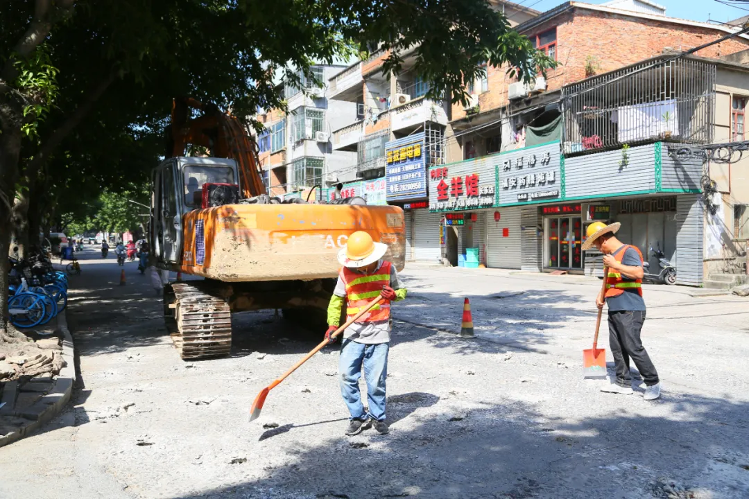 我區(qū)已啟動(dòng)奎橋路道路改造工程,，預(yù)計(jì)12月底竣工