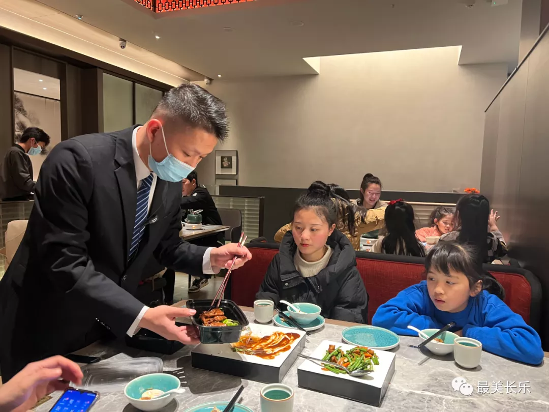 改革動態(tài)|佳節(jié)聚餐 “文明餐桌”成共識,，市民共享好“食”光