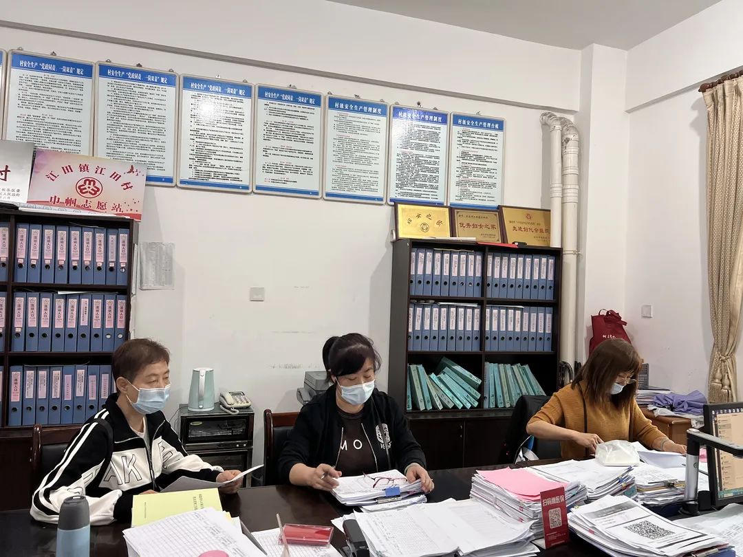 超贊,！這對(duì)疫情防控戰(zhàn)線上的“硬核”母女