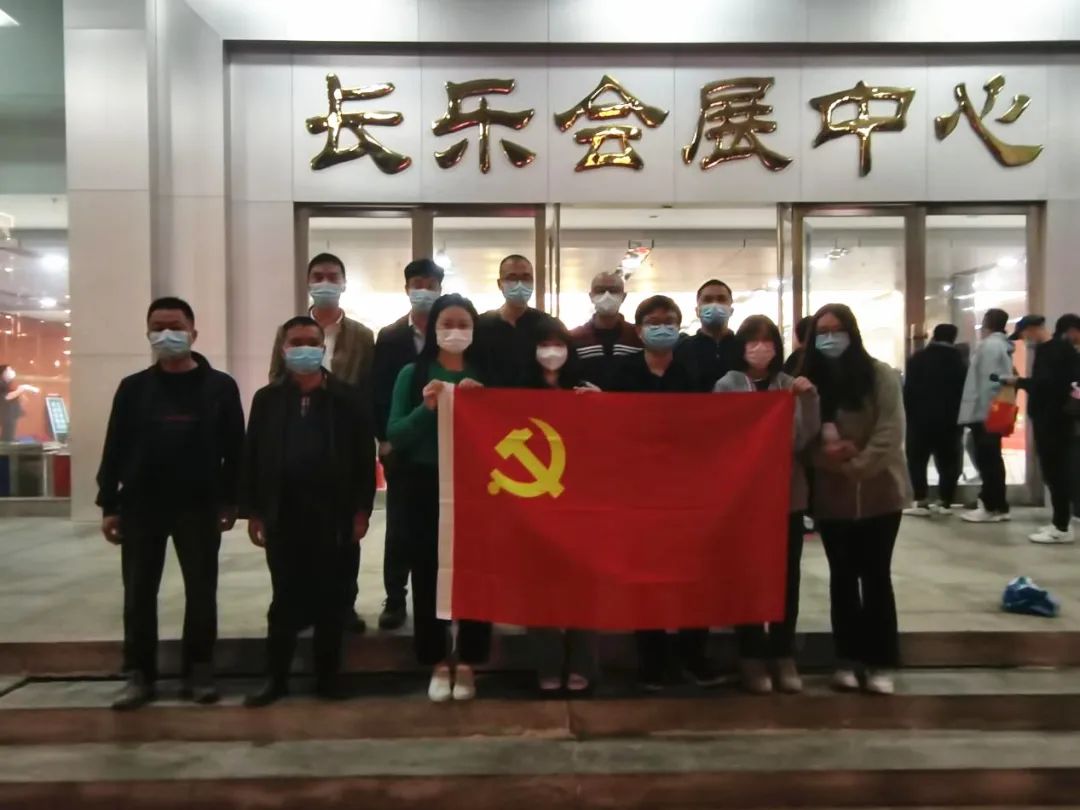 支援抗疫“過(guò)三關(guān)”,，她是怎么做的,？