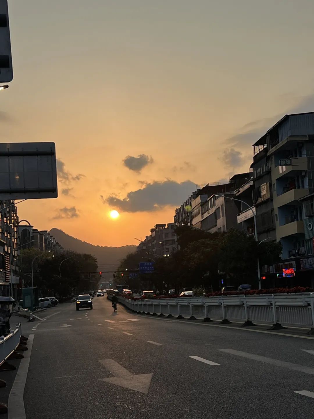 暴雨,！長樂天氣上演大反轉(zhuǎn),，接下來太刺激→
