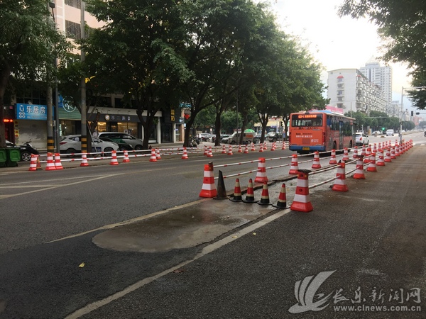 鄭和路（延瑞橋東側(cè)橋頭至朝陽(yáng)路段）已完成綠化帶拆除工作_看圖王.jpg