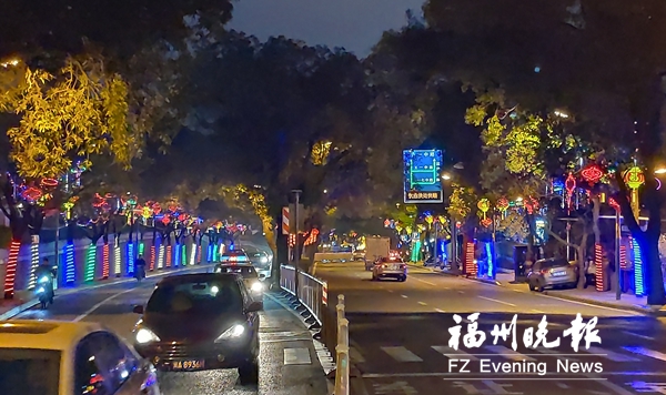 福州鼓樓布置調(diào)試新春街景　小年夜全面試亮燈